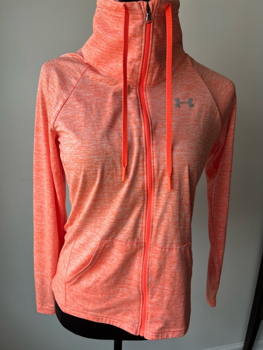 Under Armour Orange Full-zip HEATGEAR jacket - XS - Picture 3 of 12